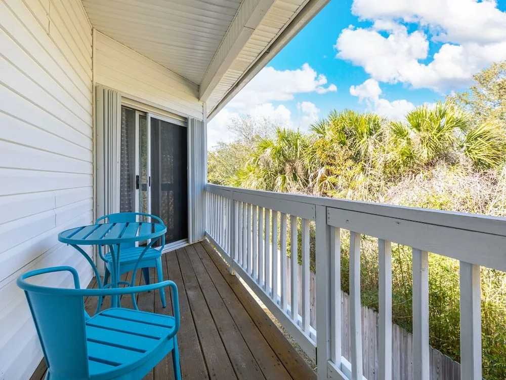 The Cool Coconut by Tybee Vacation Rentals