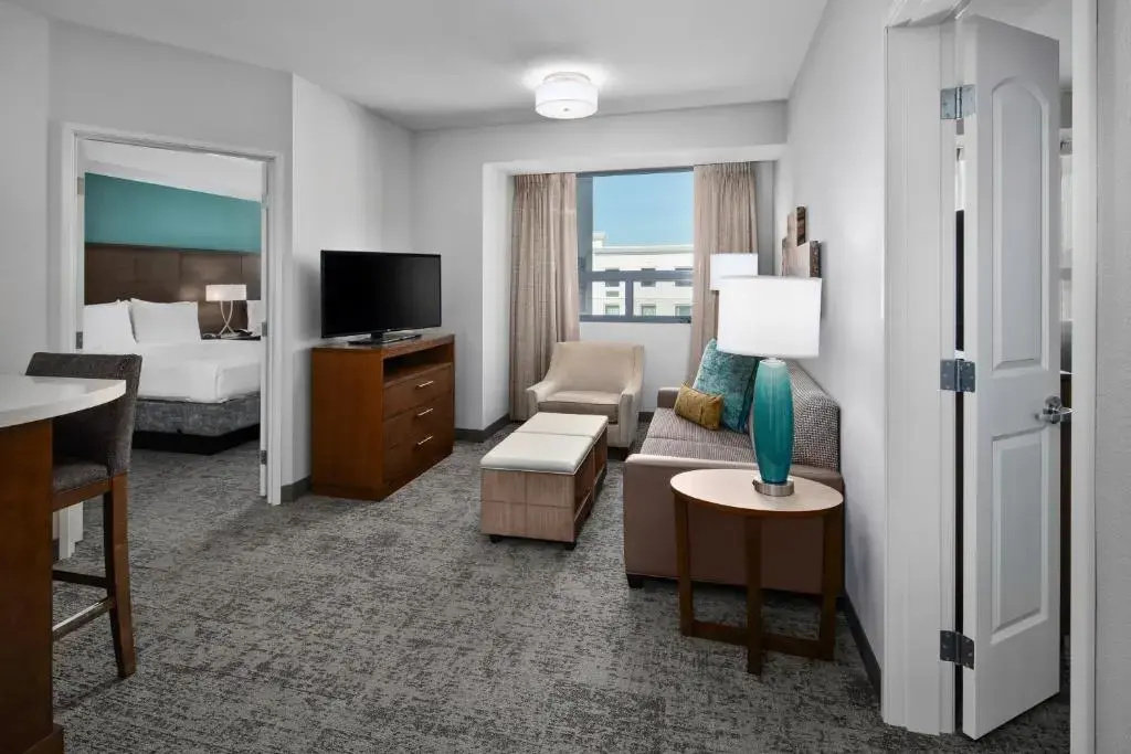 Staybridge Suites Irvine - John Wayne Airport by IHG