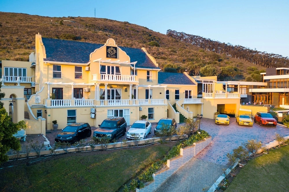 Plattekloof Residence | Island Letting