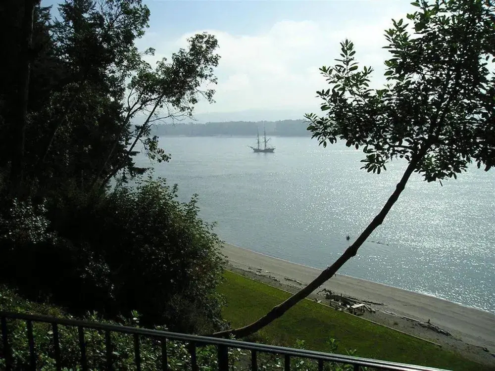 The Villa at Little Cape Horn