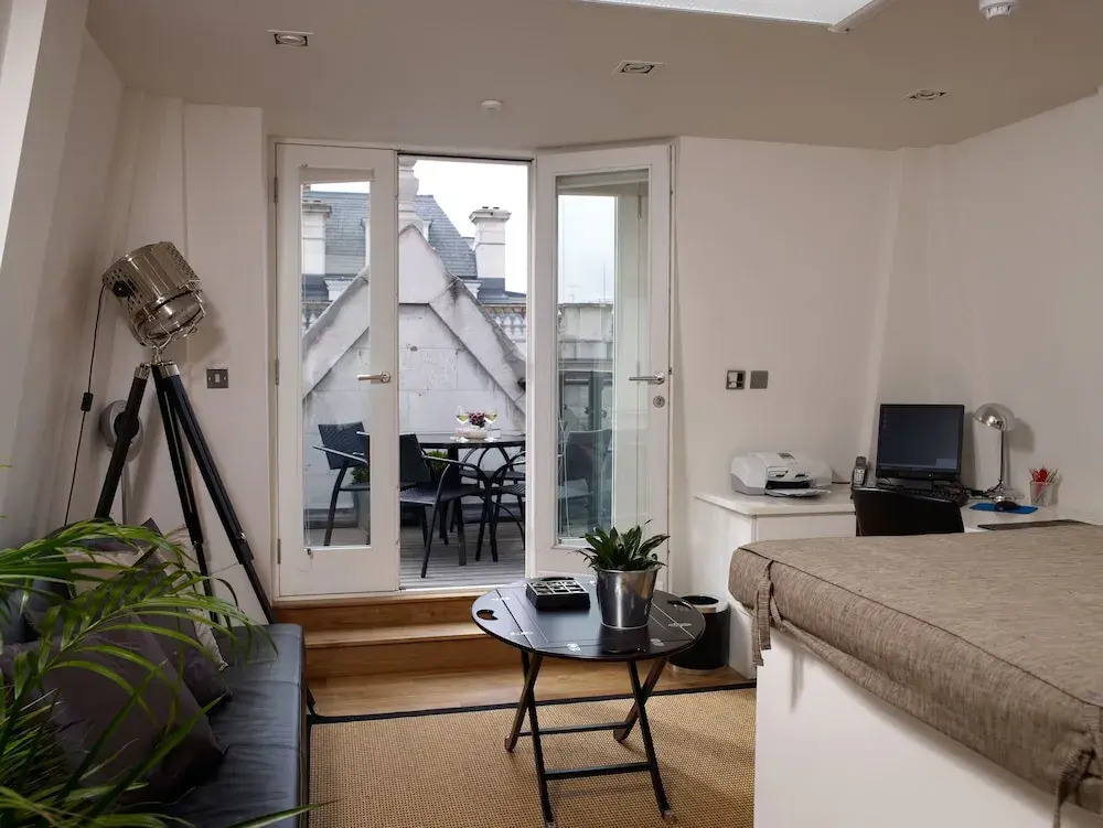 Palace View - Two Bedroom Apartment