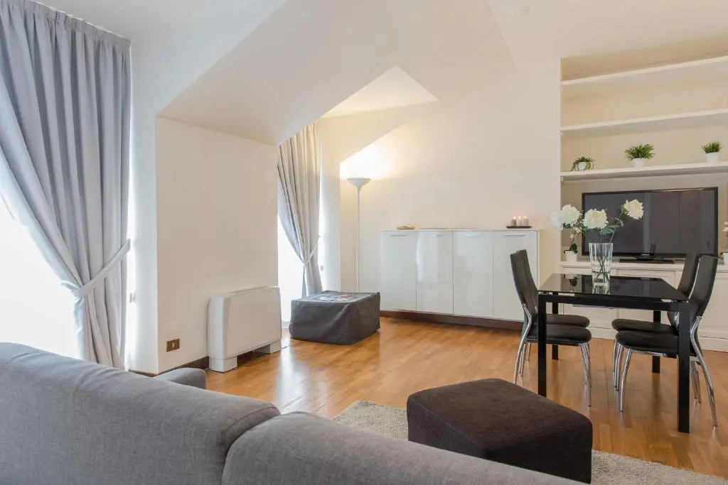 Milan Royal Suites - Centro Cadorna