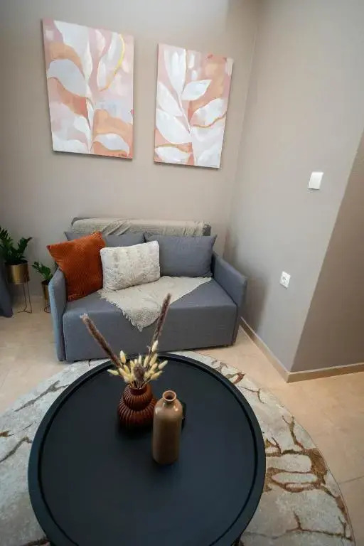 Kate's Luxury Apartment with Private Parking