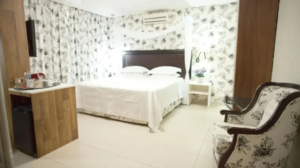 CHA Royal Plaza Hotel