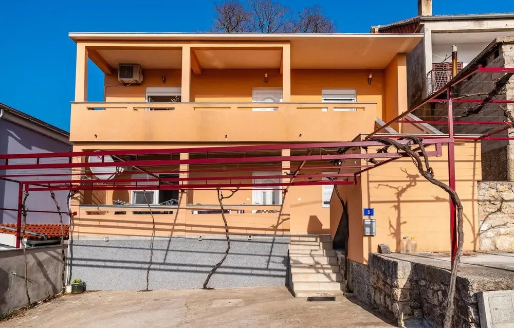 Beautiful Apartment in Rovanjska With 2 Bedrooms and Wifi