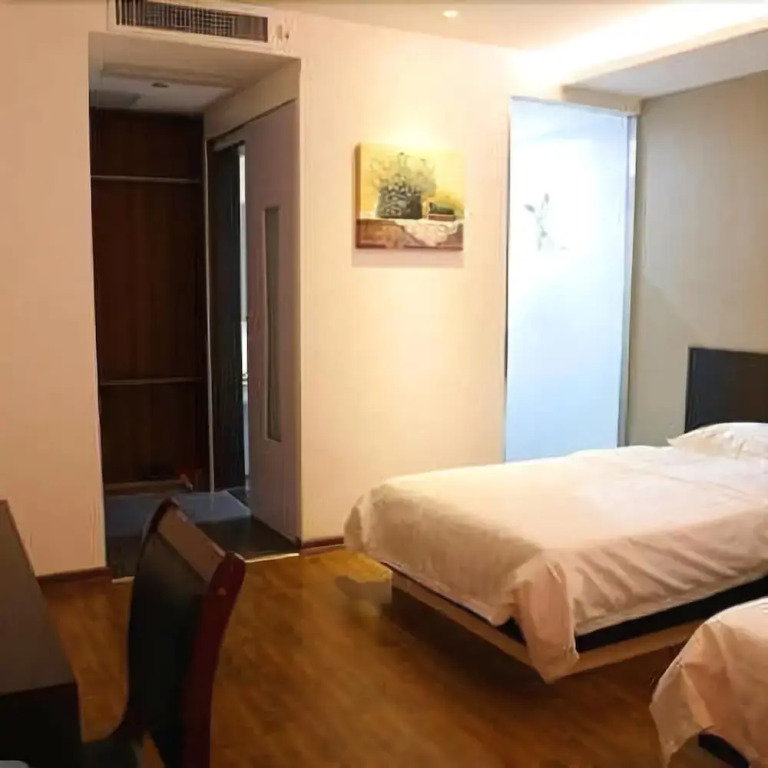 Jiangshan 128 Hotel
