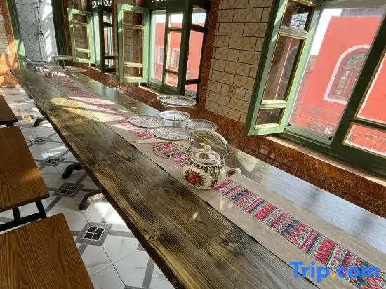 Manjiang Homestay (Bageqi Alley)