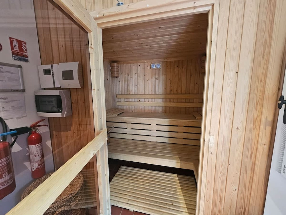 Chez Alice Sauna 4pers - La Cite des Electriciens