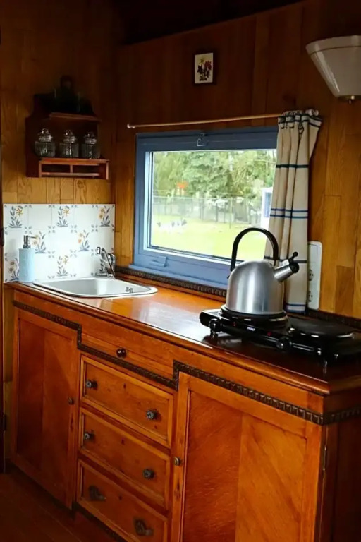 B&B Dream On Wheels