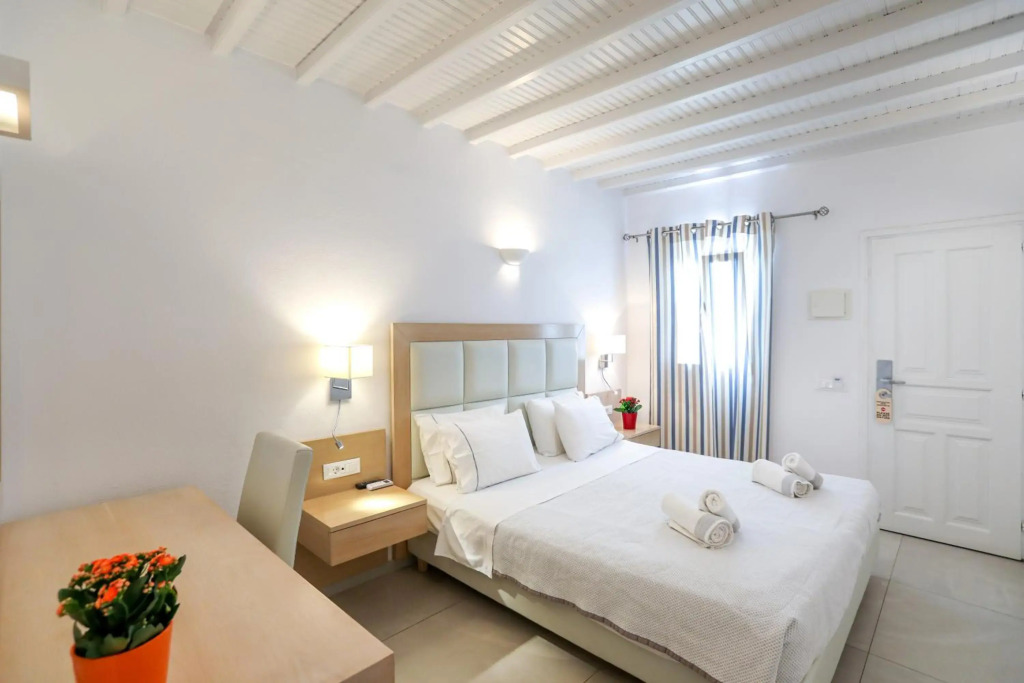 Petinaros Hotel