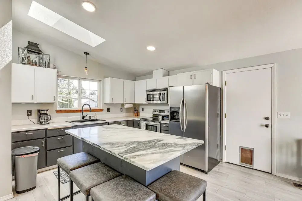 Family-friendly Home w/ Fire Pit in Bend!
