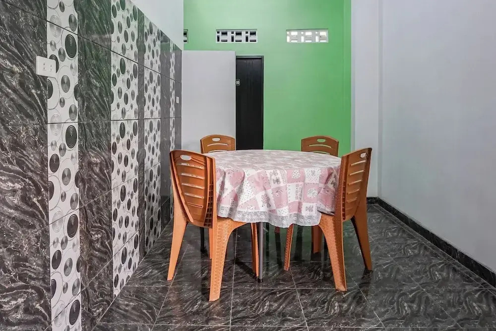 Hotel O Guest House Riharti Syariah