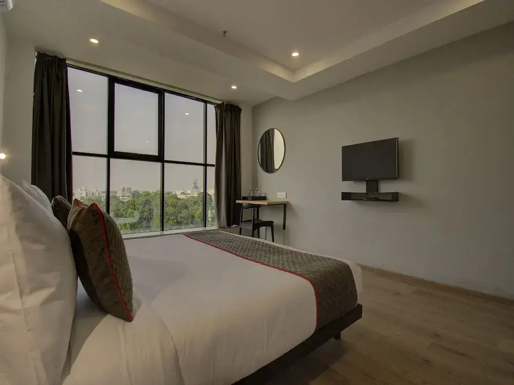 OYO Townhouse 170 Shagun Hotel