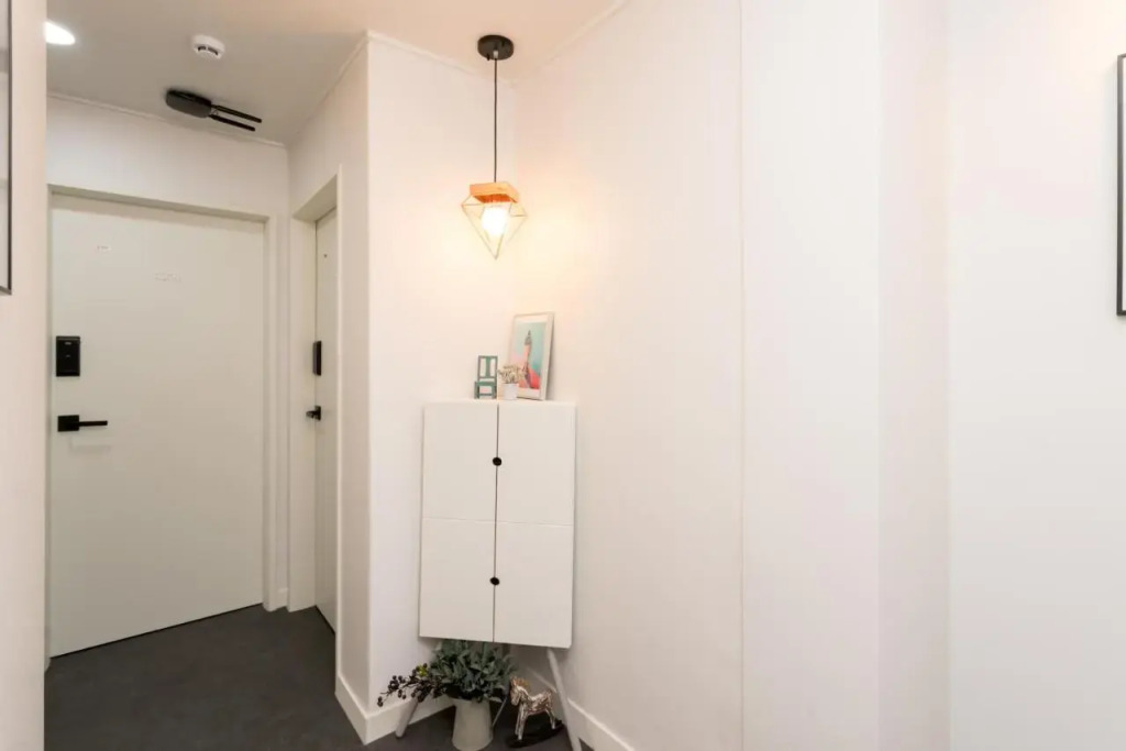 neat house hongdae