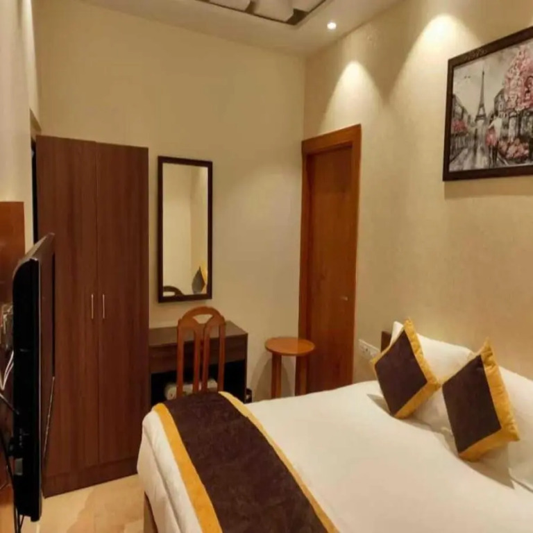 Hotel Joylife- Chotu Ram Chowk Rohtak Haryana