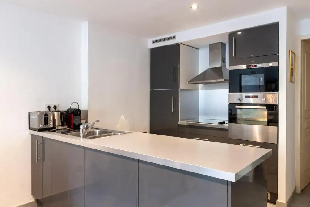 APPARTEMENT T2 SPACIEUX ET COSY - HYPER-CENTRE - FREE WIFI - 2 pers