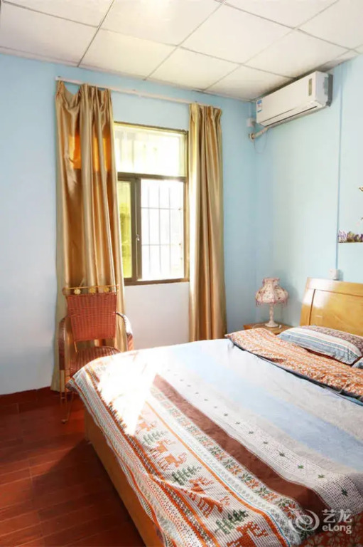 Chezhan Apartment