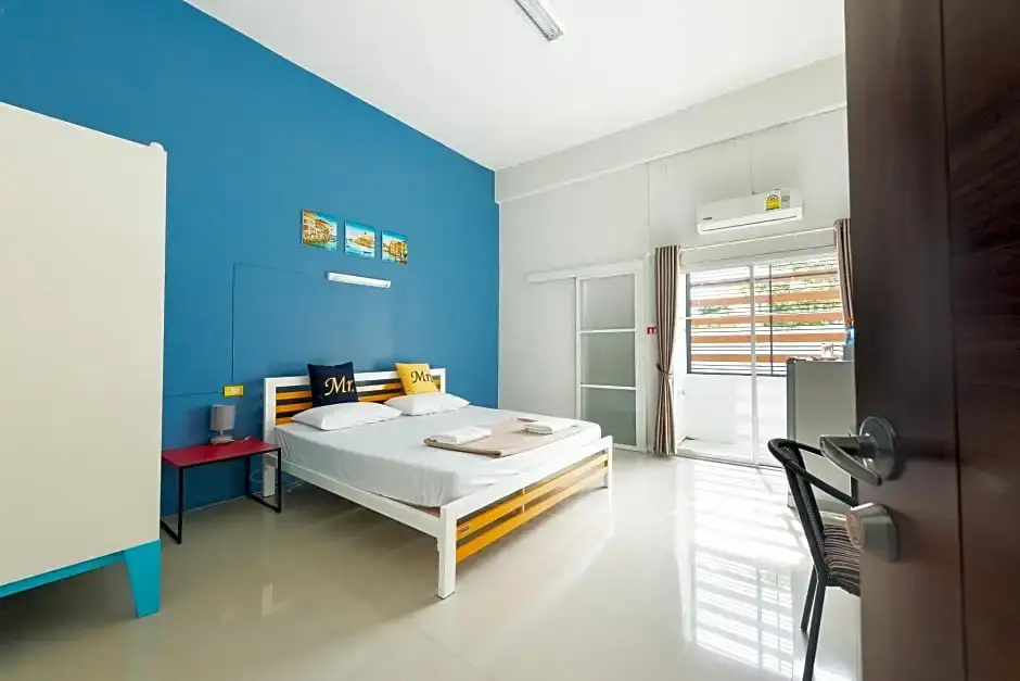 Station 14 Apartment