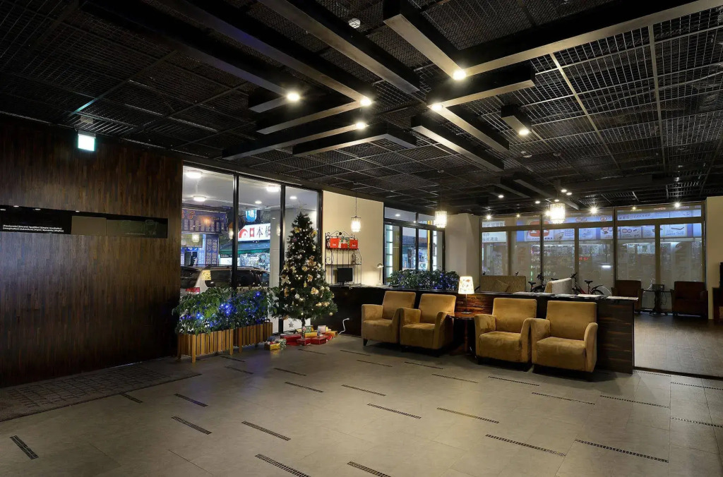 OLAH Poshtel - Taichung Station