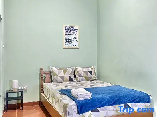 Telu Telu Solo