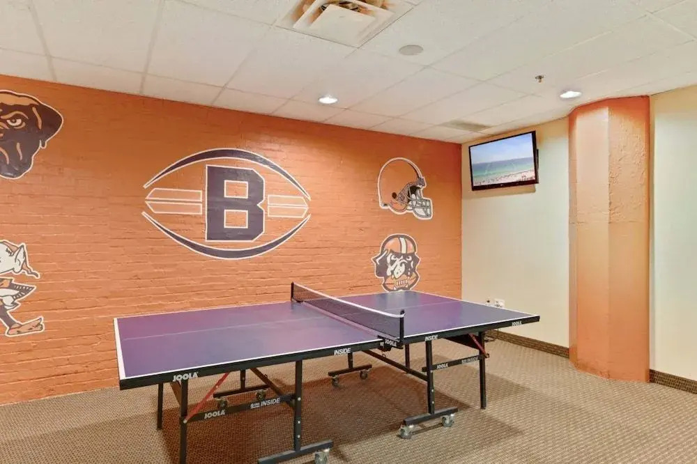Bluebird Suites at the Warehouse District