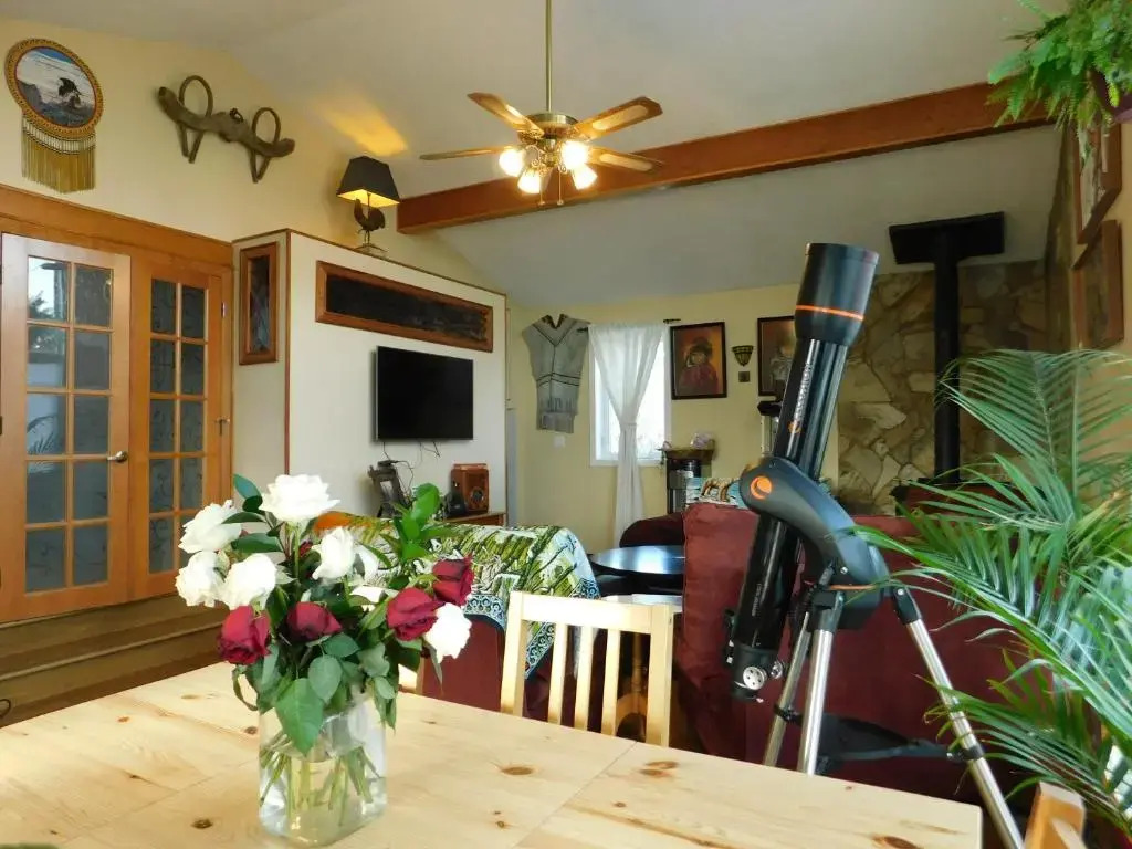 The Calgary Hub hostel style Home