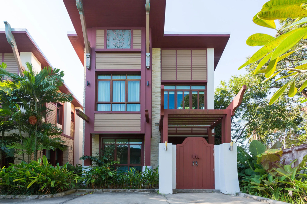 Amatapura Beachfront Villa 15, SHA Certified