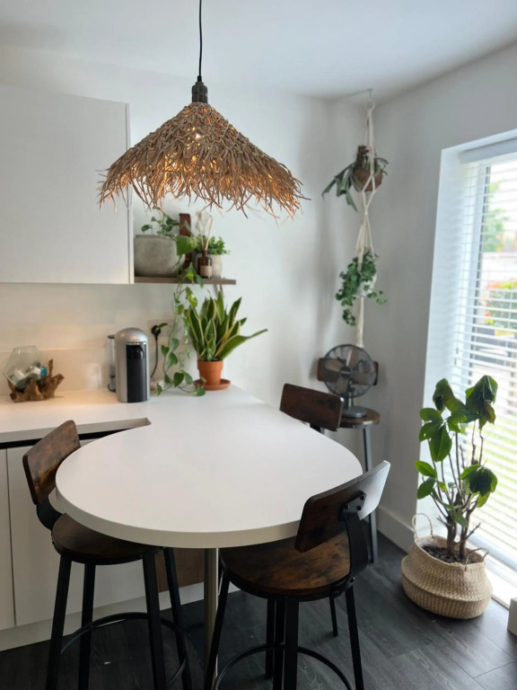 Warm, cosy apartment sleeps 4