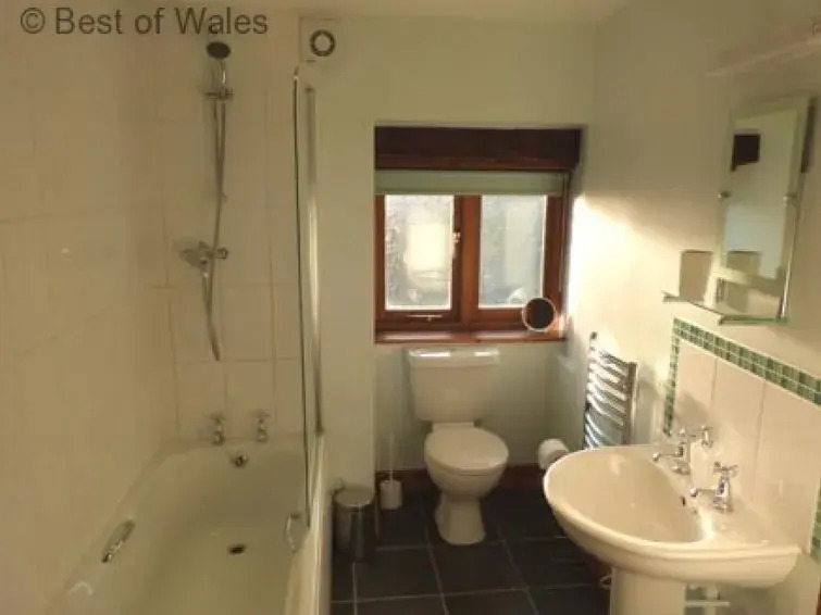Holiday Home Llety'r Cwm