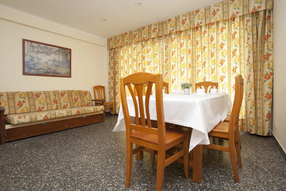 Apartamentos Goya-68