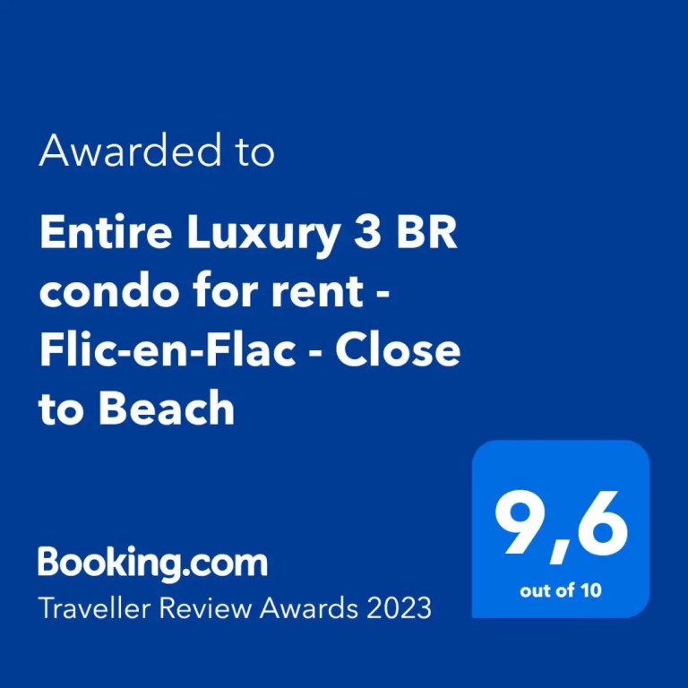 Entire Luxury 3 BR condo for rent - Flic-en-Flac - Close to Beach