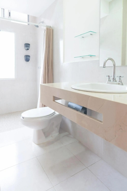 Hotel y Suites Nader