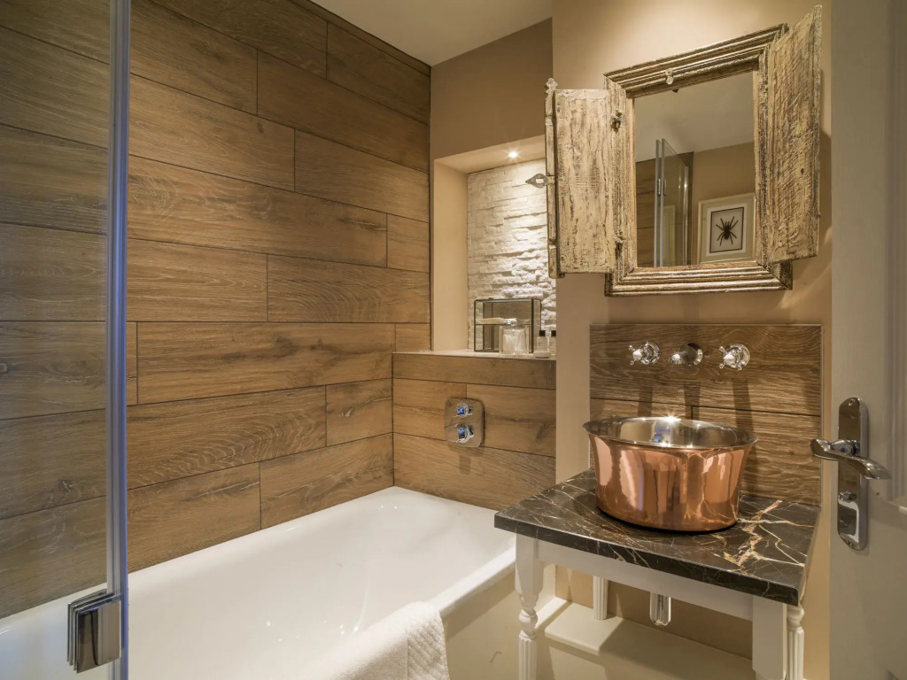 No 15 by GuestHouse, Bath