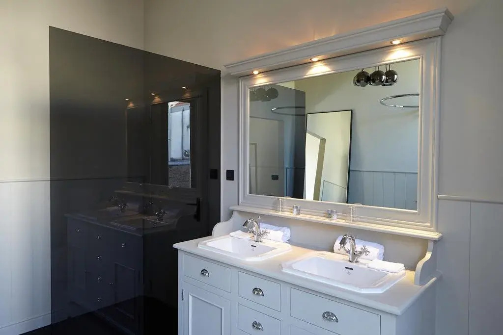 Luxury Suites Museum by Rikas Hotels