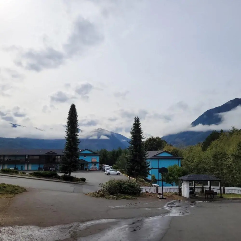 Ridgeview Motor Inn