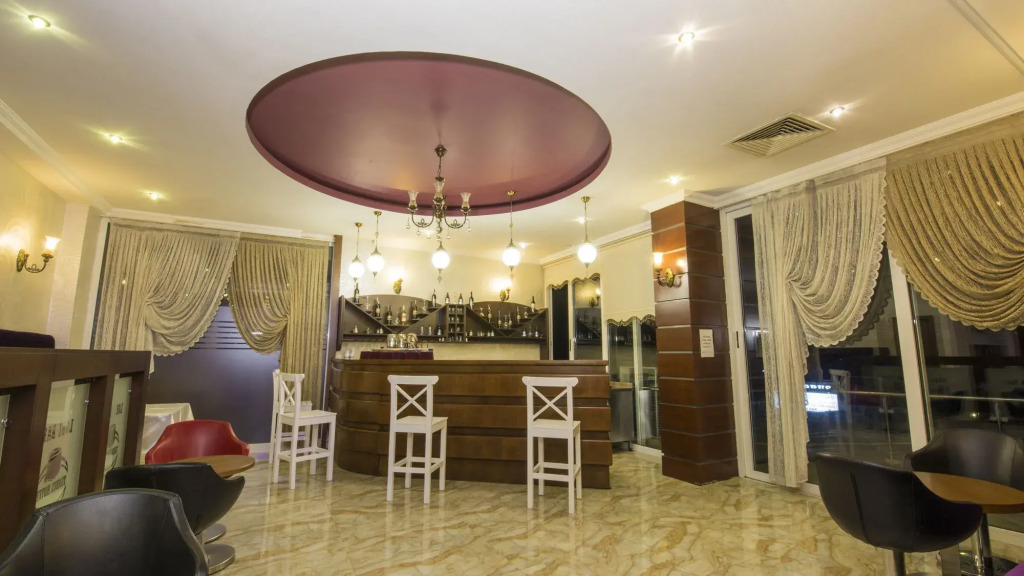 Tarbus Hotel