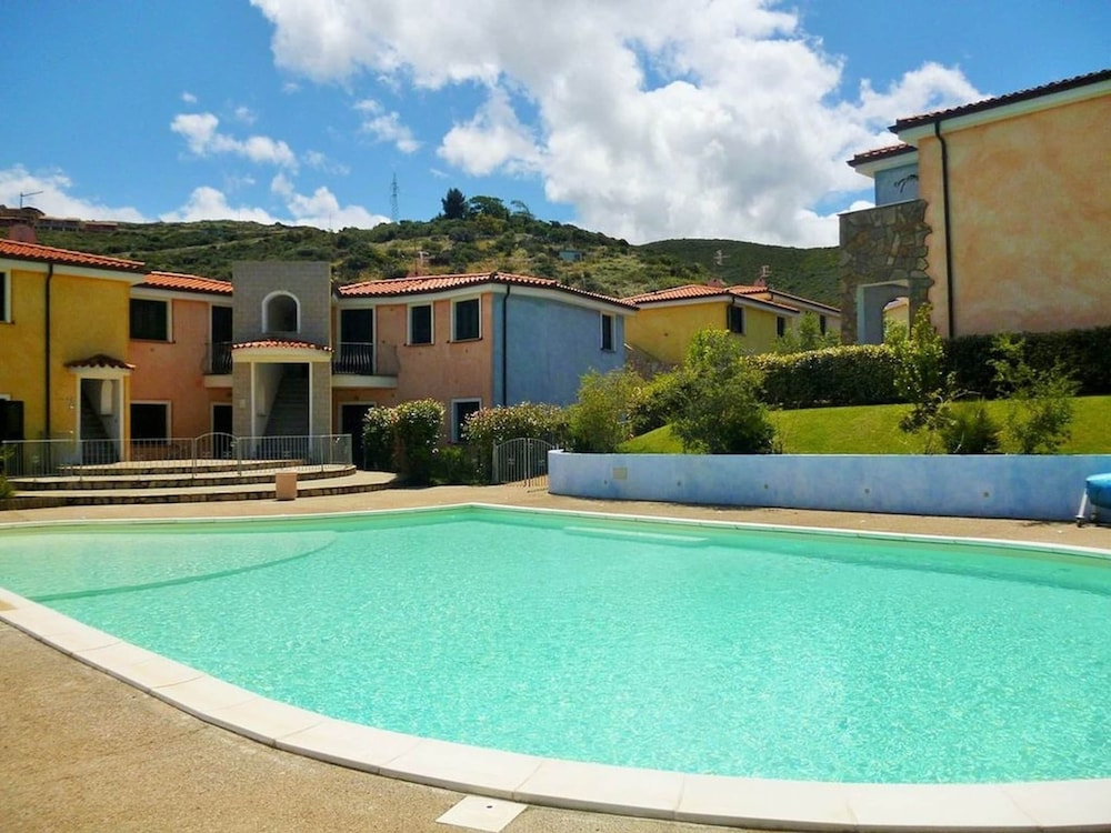 Residence with Swimming Pool in Green Countryside near Thermal Baths