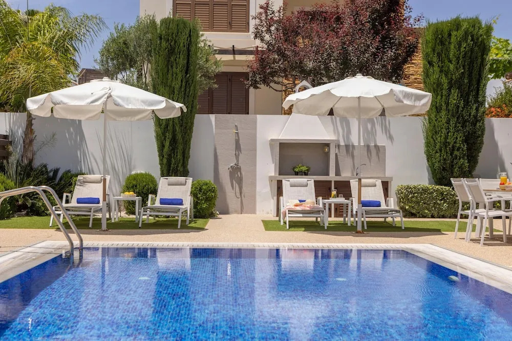 Ayia Napa Luxury Seaside Villa Ionion H15