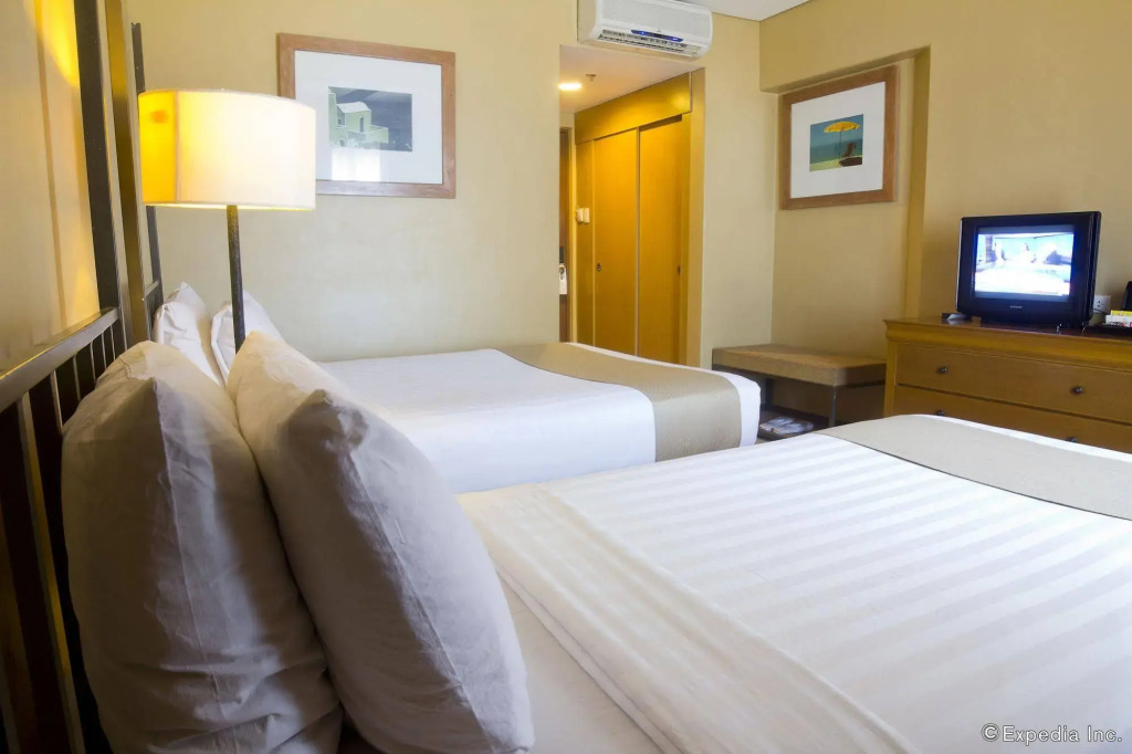 Crown Regency Prince Resort