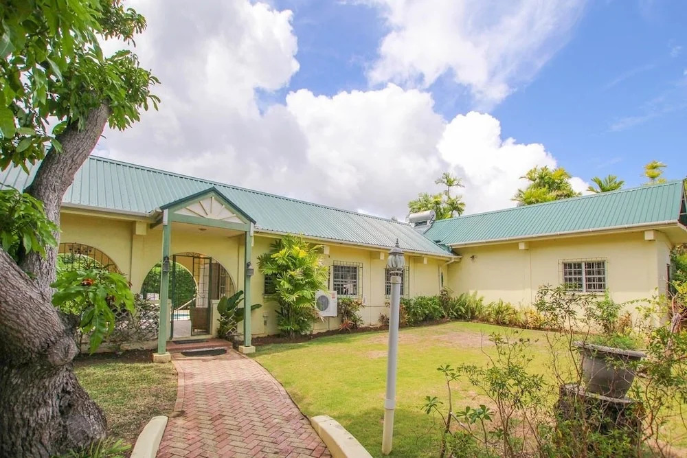 Aqua Bliss 3 Bedroom Home by Bluescape