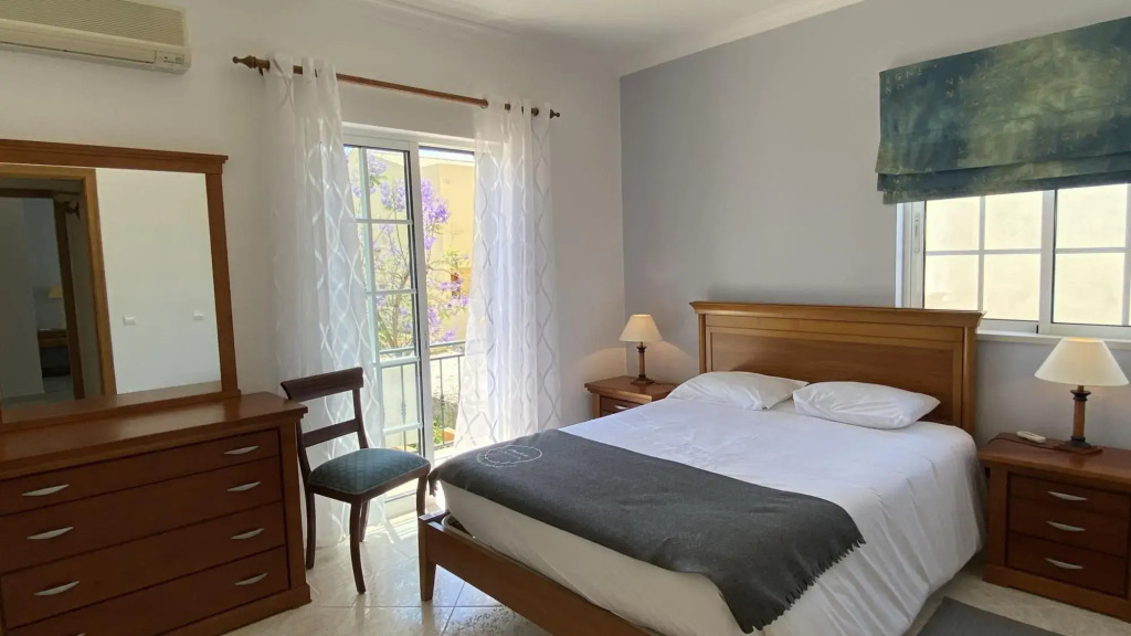 Oliveira by Check-in Portugal