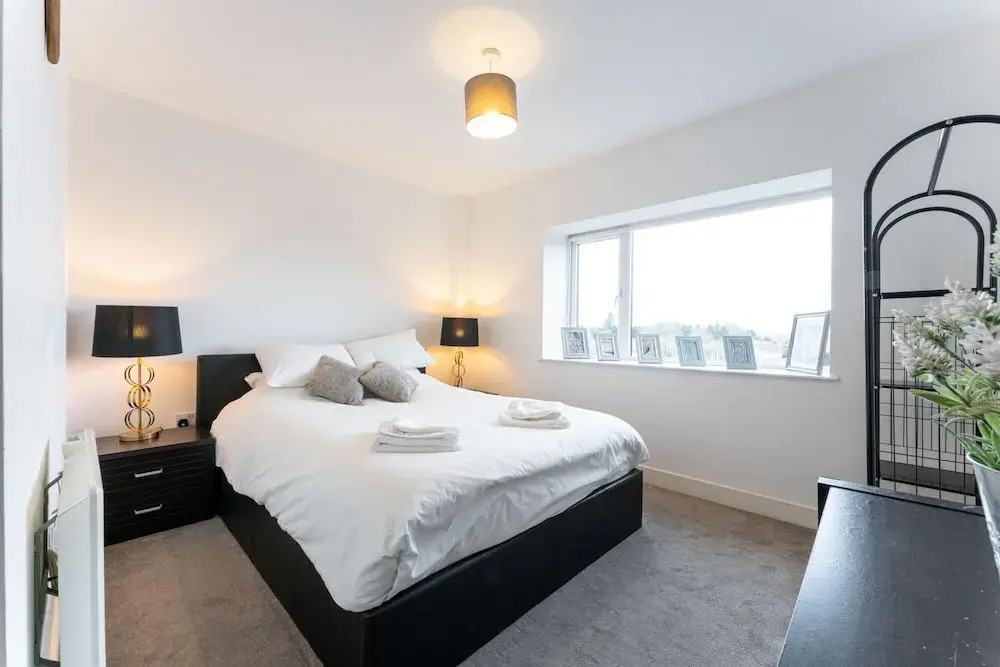 Beautiful Apartment Worcester - Amazing Location Parking