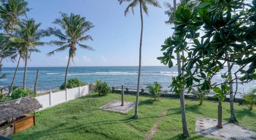 Nu-vin Beach Hotel