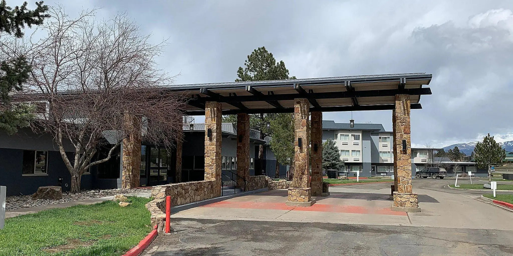 Pagosa Lodge