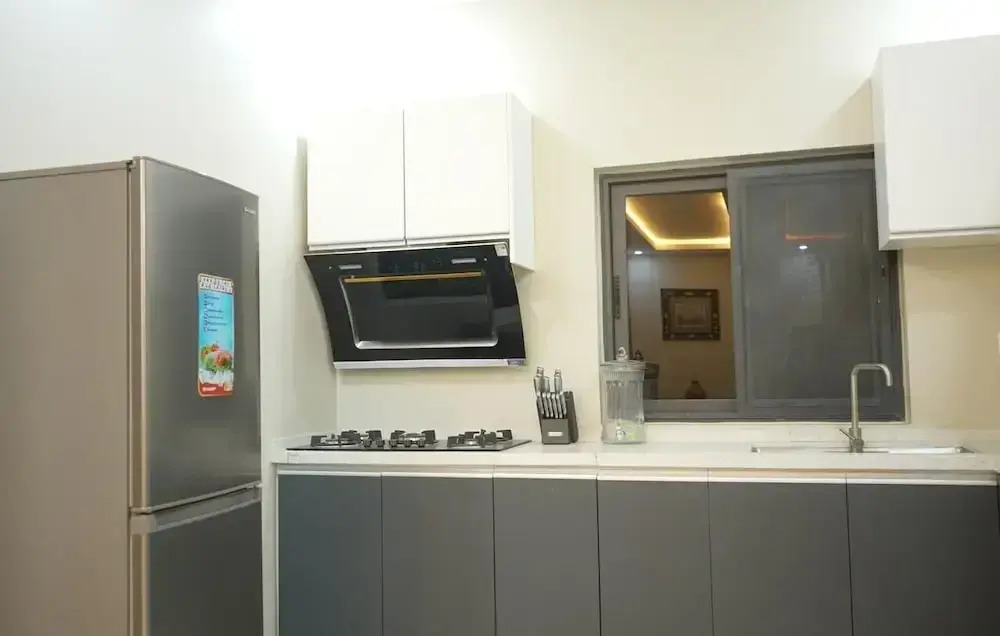 Ocean Breeze Luxury Apartments
