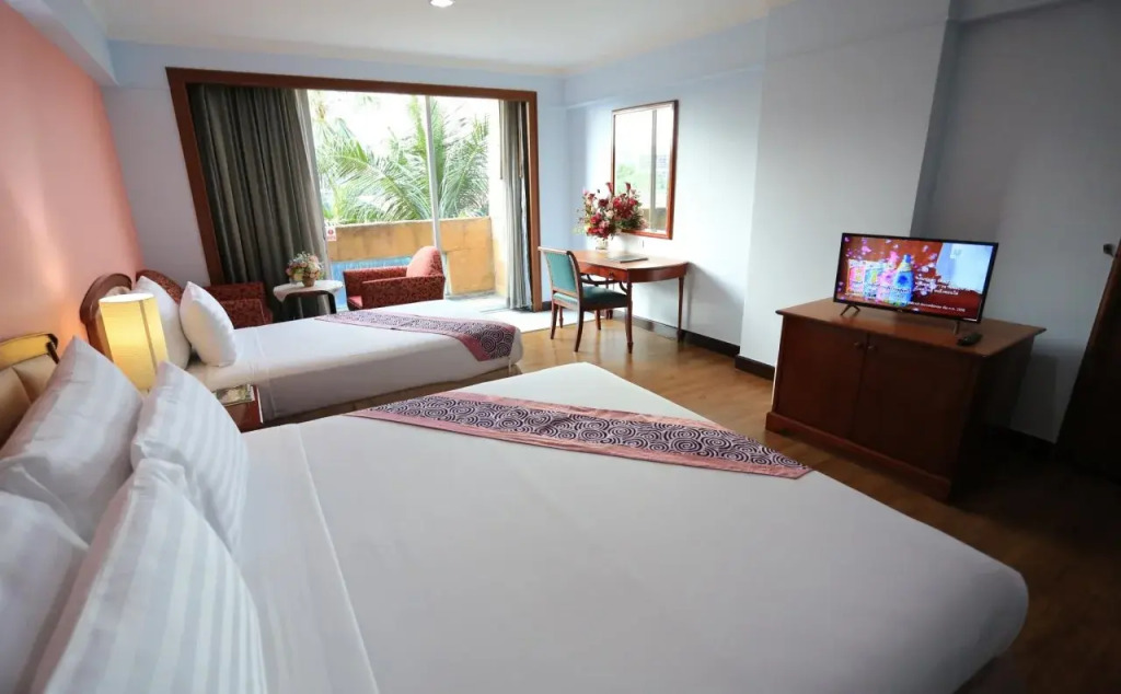 The Quarter Saphankhwai by UHG - Close to Chatuchak Market, Krung Thep Aphiwat Central Terminal Station-BangSue Grand Station