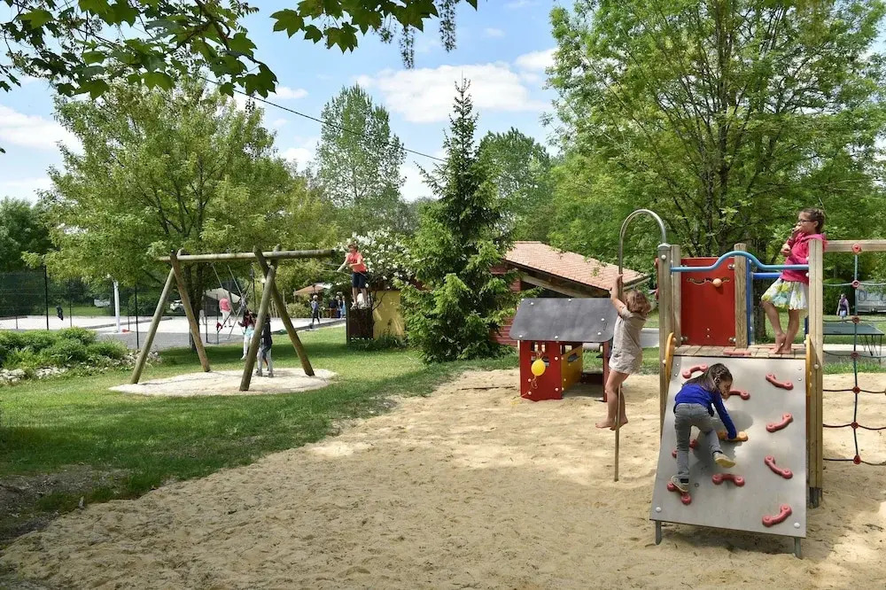 Camping Le Petit Lion - Tente Safari