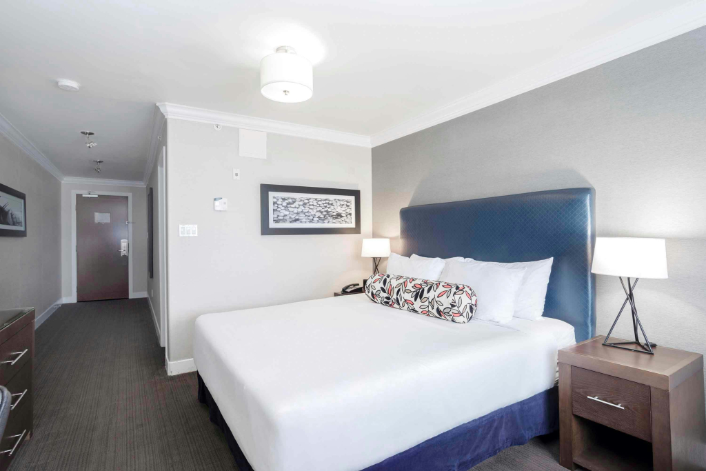 Sandman Signature Prince George Hotel