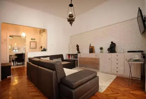 Celtis Apartment