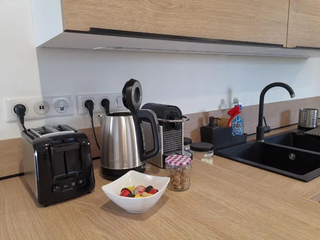 Grand T3 85 M2 Situe a 15 Min a Pied Des Plages